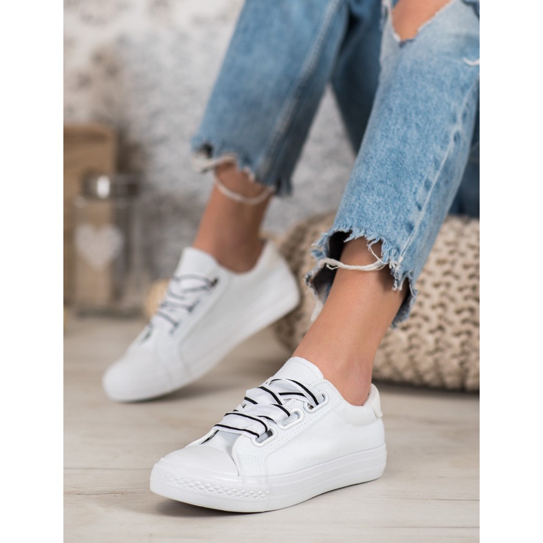 SHELOVET Udobne tenisice od tekstila bijela 1