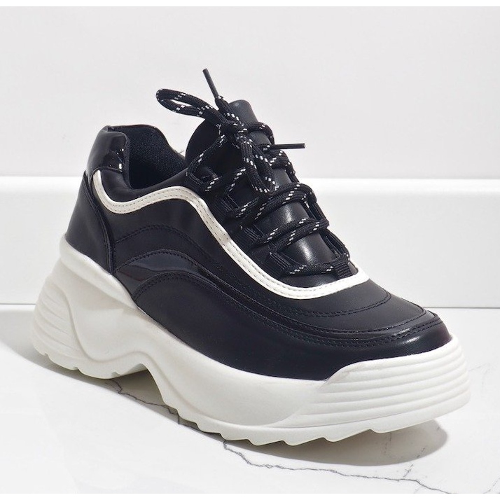 Crne sportske tenisice od eko kože 7918-Y crno 1