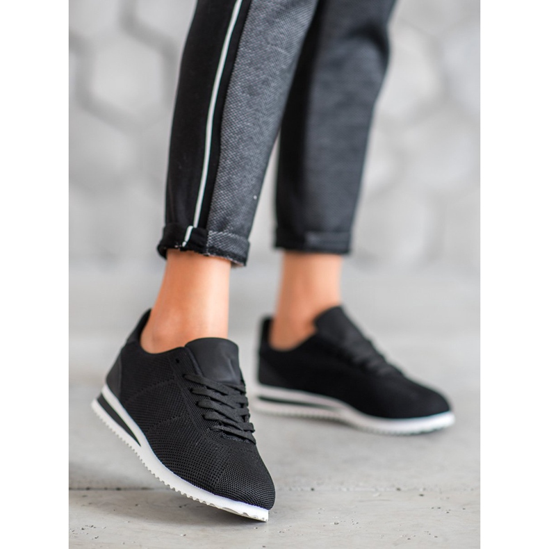 SHELOVET Vezane cipele na platformi crna 1