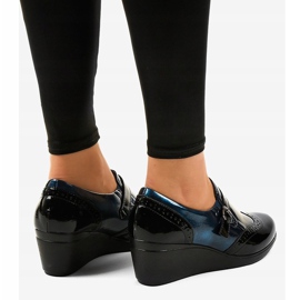 Crne cipele na klin 7-9021 crna tamnoplava 2