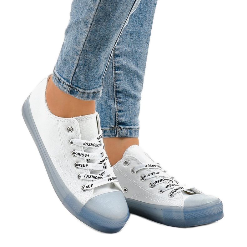 Bijele tenisice s plavim potplatima LTD205-1 bijela plava 1