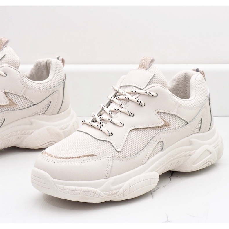 Modne ženske sportske cipele bež boje 7939-SP 1