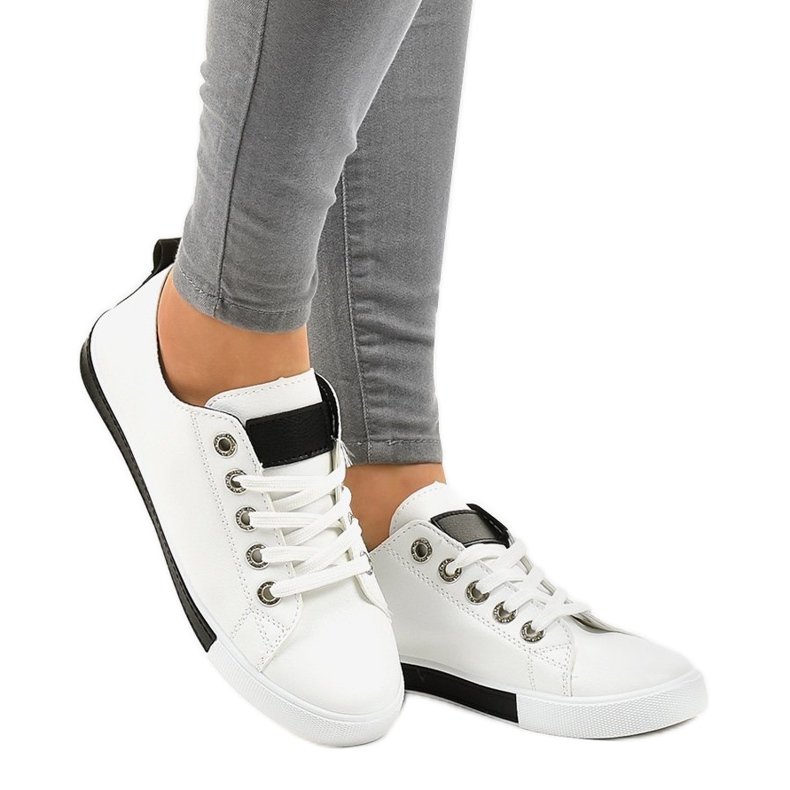 1016 bijelih klasičnih tenisica bijela crna 2