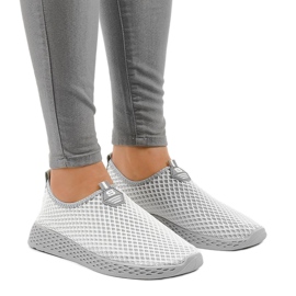 Sive ženske sportske cipele SJ1890-2 siva 1