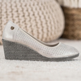 Lagane pumpe s klinom bež 1