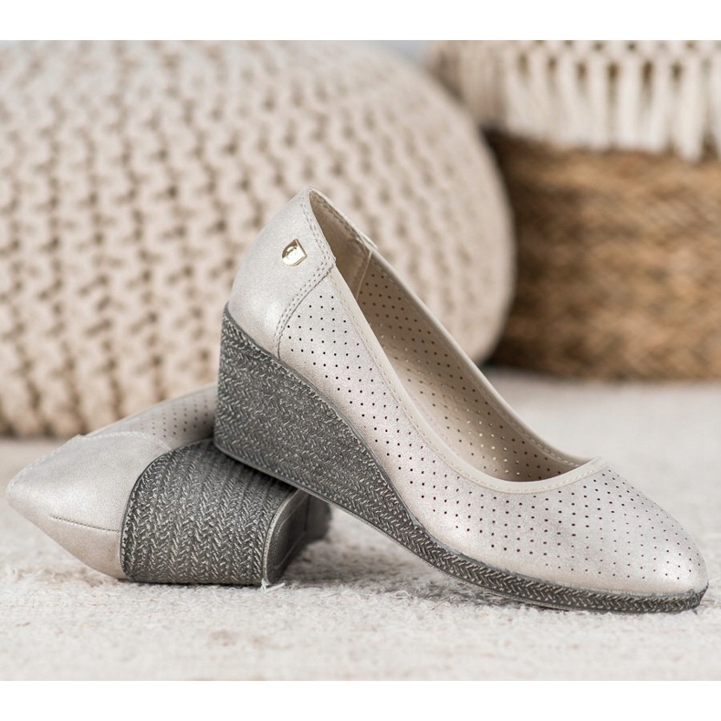 Lagane pumpe s klinom bež 2