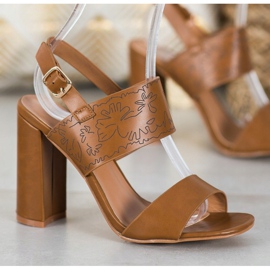 Small Swan Sandale s uzorkom smeđa 1