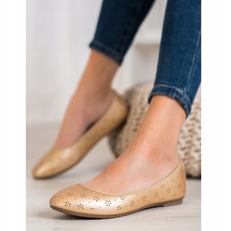 Fama Balerine s ažurnim uzorkom zlatni 1
