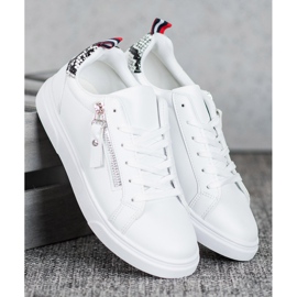 SHELOVET Sportske cipele s ukrasnim zatvaračem bijela 1