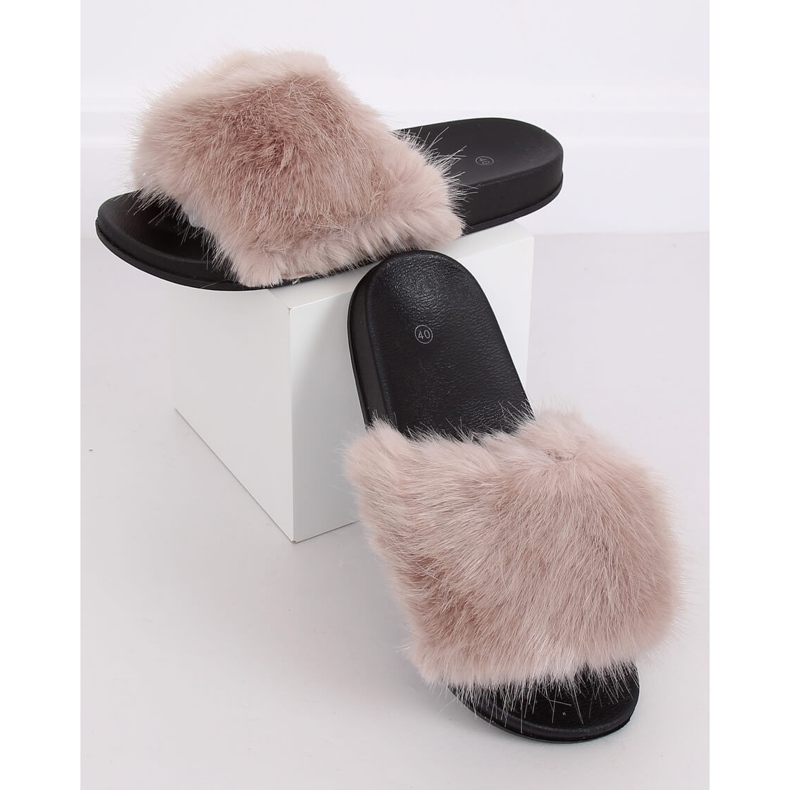 Bež papuče s krznom CK107P Bež 1