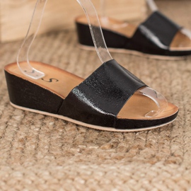 SHELOVET Elegantne papuče na klin crna 2