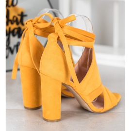 Seastar Vezane sandale na postu žuta boja 1