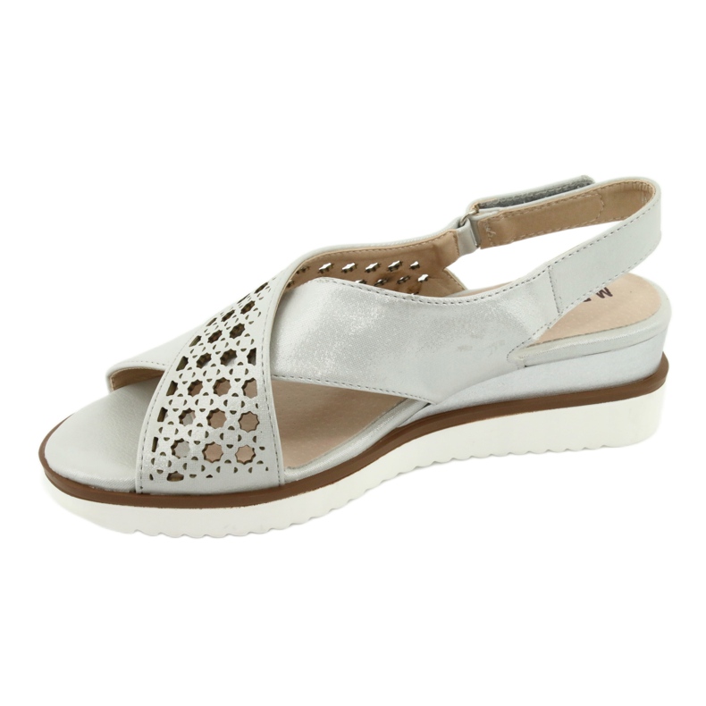 M.Daszyński Srebrne sandale na klin Daszyński 1838 siva 2