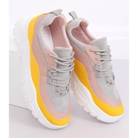 Raznobojne sportske cipele 902-3 žute boje višebojan 1