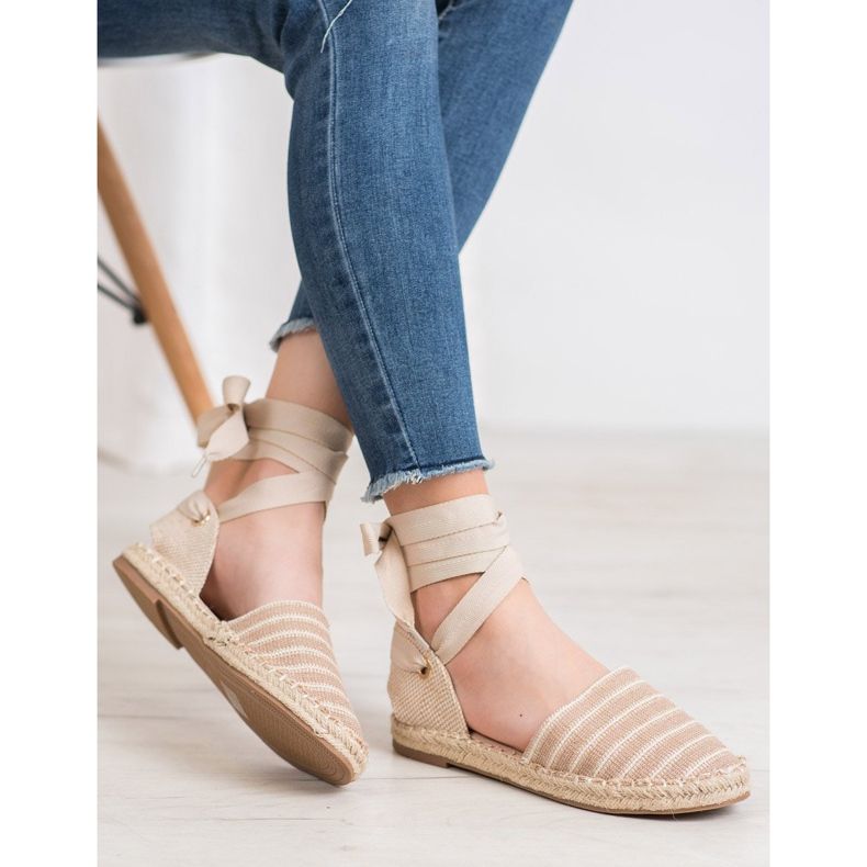 Small Swan Espadrile s ukrasnom vrpcom bež 2