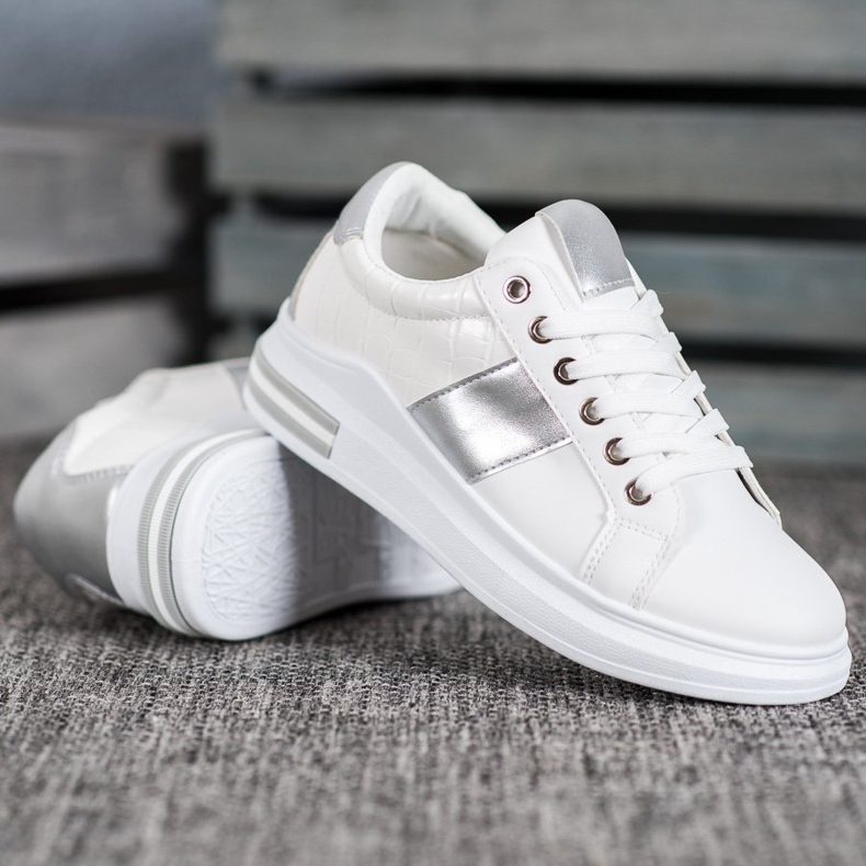 SHELOVET Sportske cipele na vezanje bijela 2