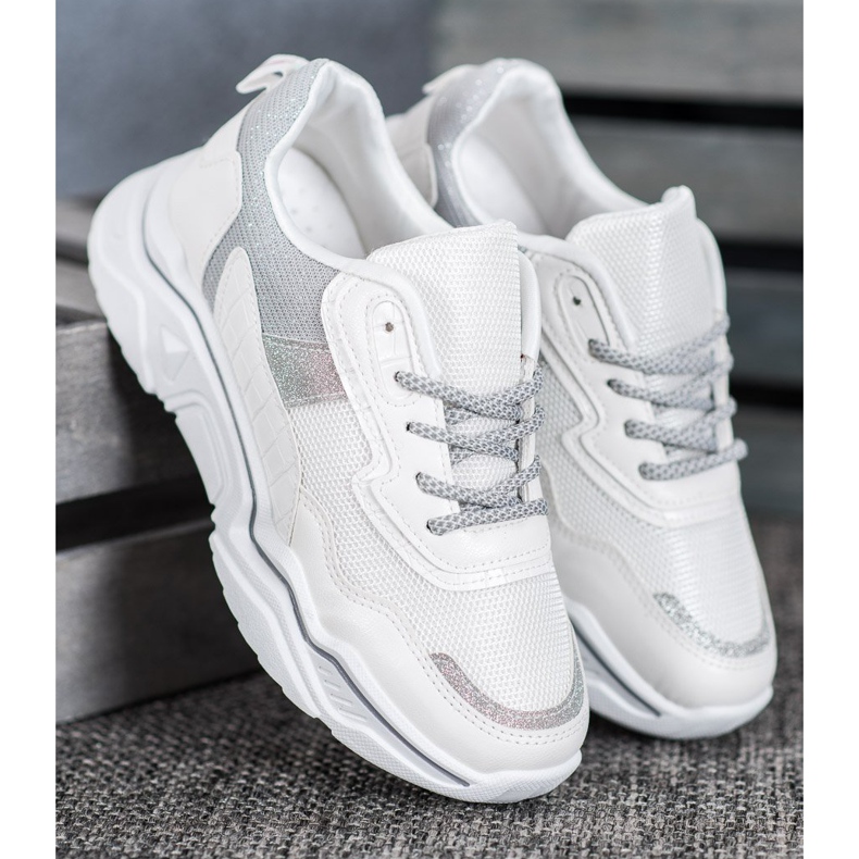 SHELOVET Tenisice na platformi sa sjajem bijela 2