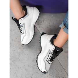 SHELOVET Tenisice s crnim potplatom bijela crna 1