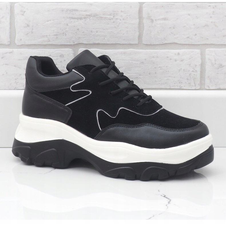 Crne tenisice od eko kože E3260 crno 1