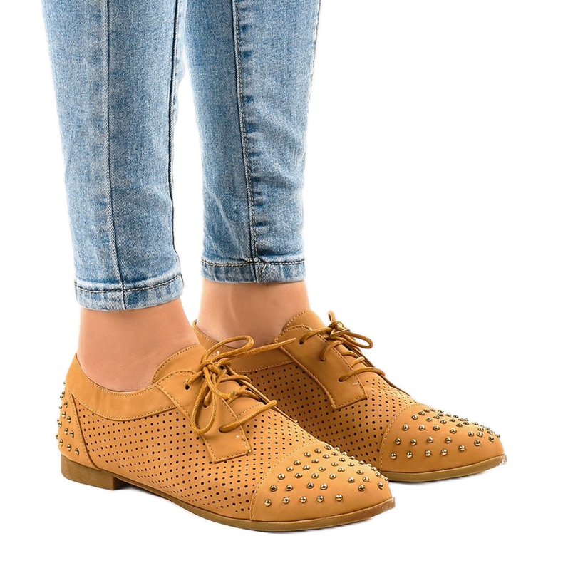 Smeđe ažurne cipele s vijcima MJ1125 smeđa 1