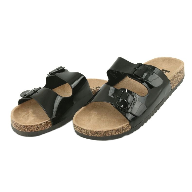 Lakirane anatomske crne papuče Lee Cooper 1043 crna 2