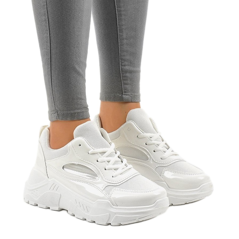 Modne bijele sportske cipele MS381E-9 bijela 1