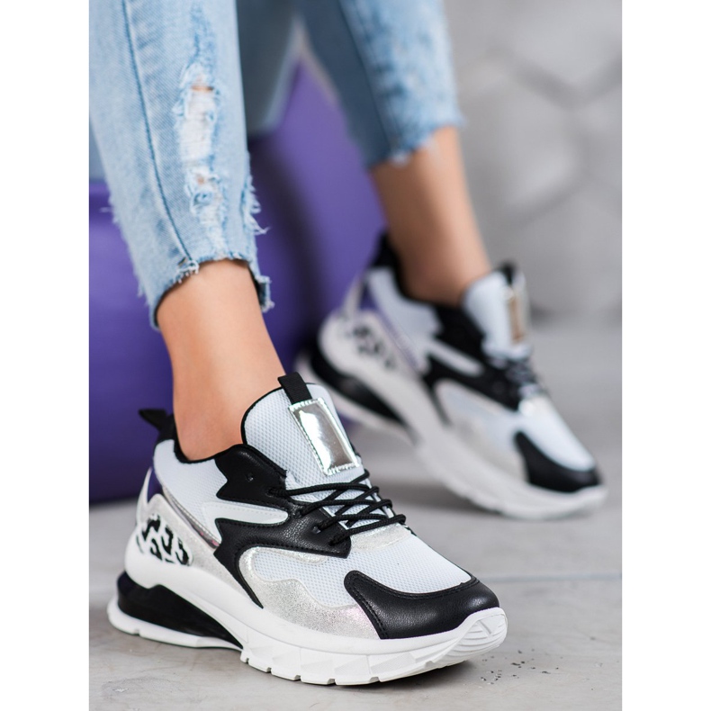 Ideal Shoes Tenisice s crnim umetcima bijela crna 1