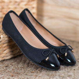 Fama Balerina sa prugama crna 1