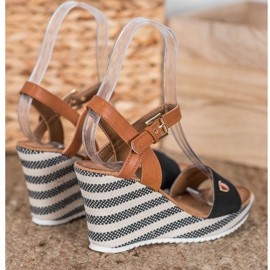 Goodin Modne sandale na klin smeđa crno raznobojna 2