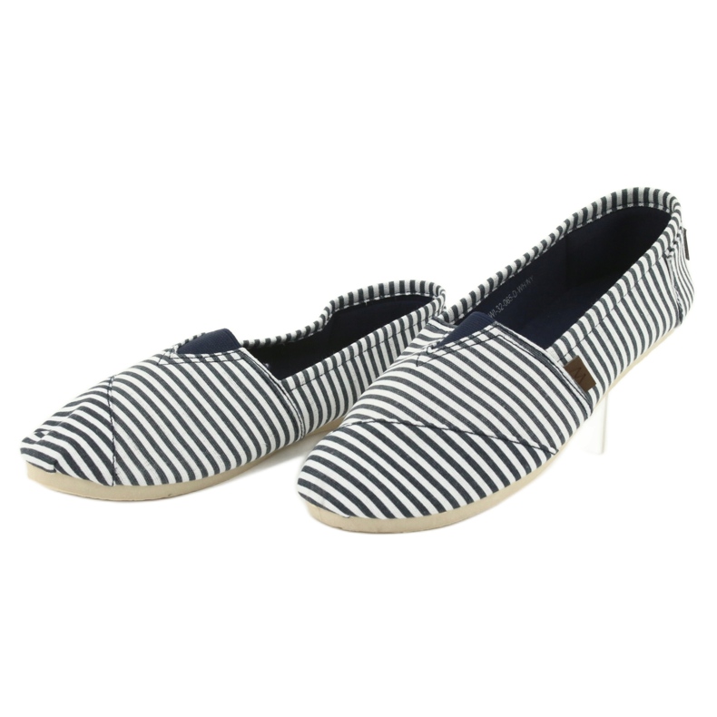 Wishot Udobne, moderne tenisice na pruge 32-065, bijele i plave bijela 2