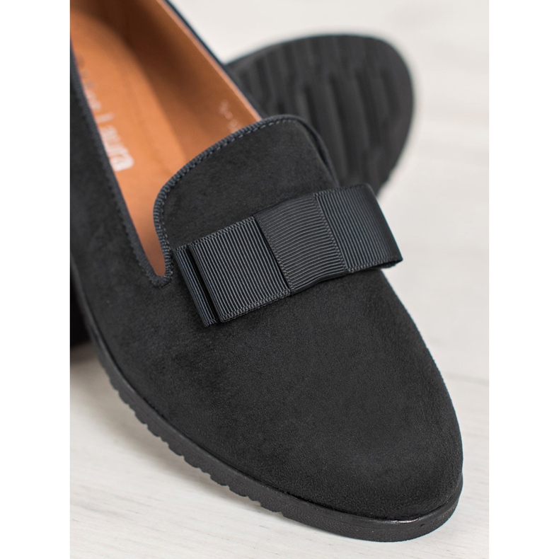 Miss Laura Gospodari s lukom crna 1