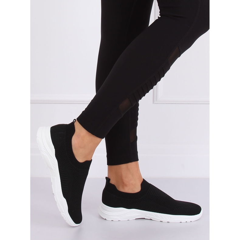 Crne sportske cipele FZ13P Black crno 1