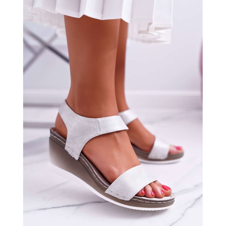 Vinceza Ženske sandale na klin srebrni gerdro siva 1