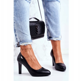 Crne ženske pumpe Matte Sergio Leone na Campbell postu crno 1