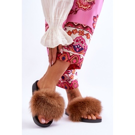 BM Ženske papuče s prirodnim krznom smeđe boje Naturis smeđa 2