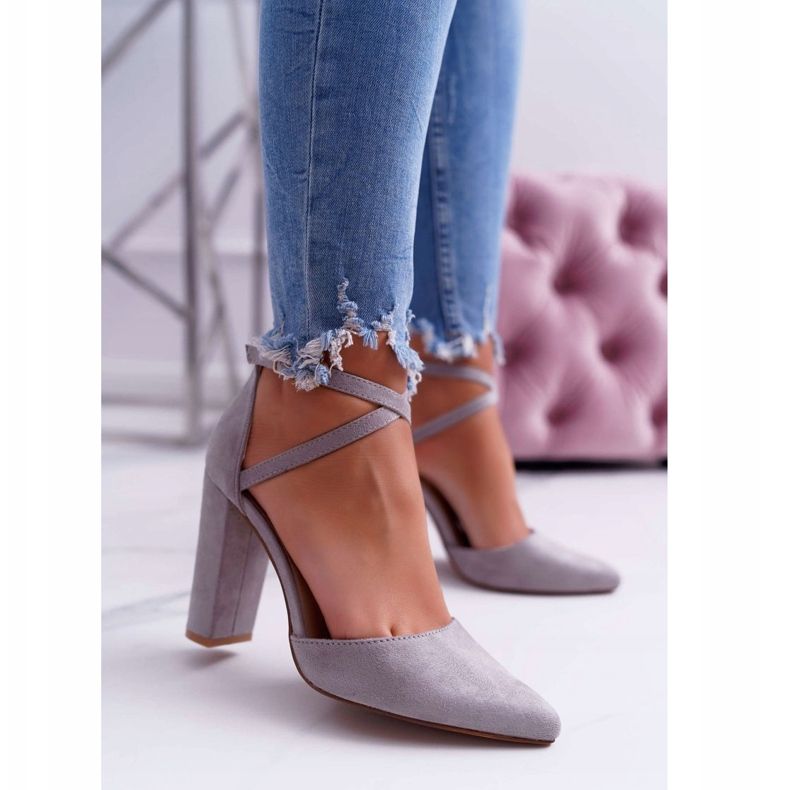 PS1 Ženske pumpe na peti u špicu sivoj boji velikog prometa siva 1