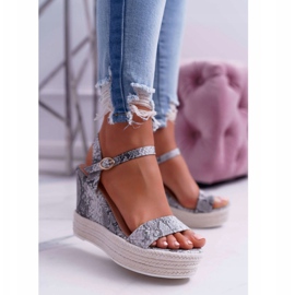 BUGO Ženske sandale na lanu na klinu Zmijska Liviana siva 1