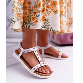 Ženske bijele sandale Lu Boo s klinovima Mariachi bijela 1