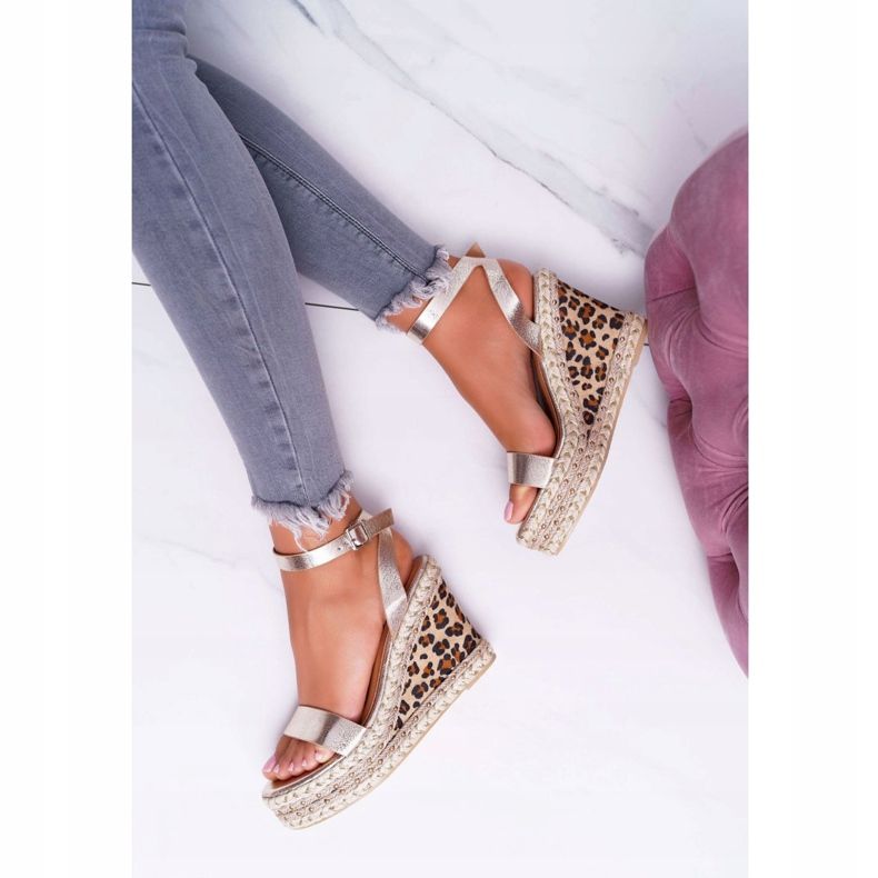 Ženske sandale Lu Boo na lanu s lanom zlatni širan zlatna 1