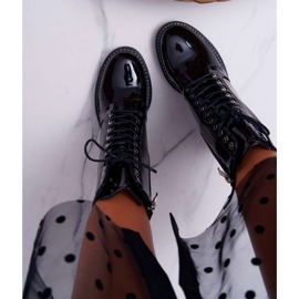 Ženske čizme lakirane na petu crne boje crna 2