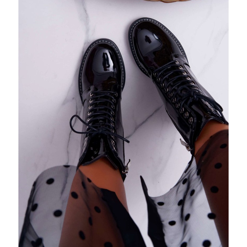 Ženske čizme lakirane na petu crne boje crna 2