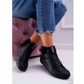 Ženske tenisice Big Star Visoko zagrijane crne EE274145 crna 2