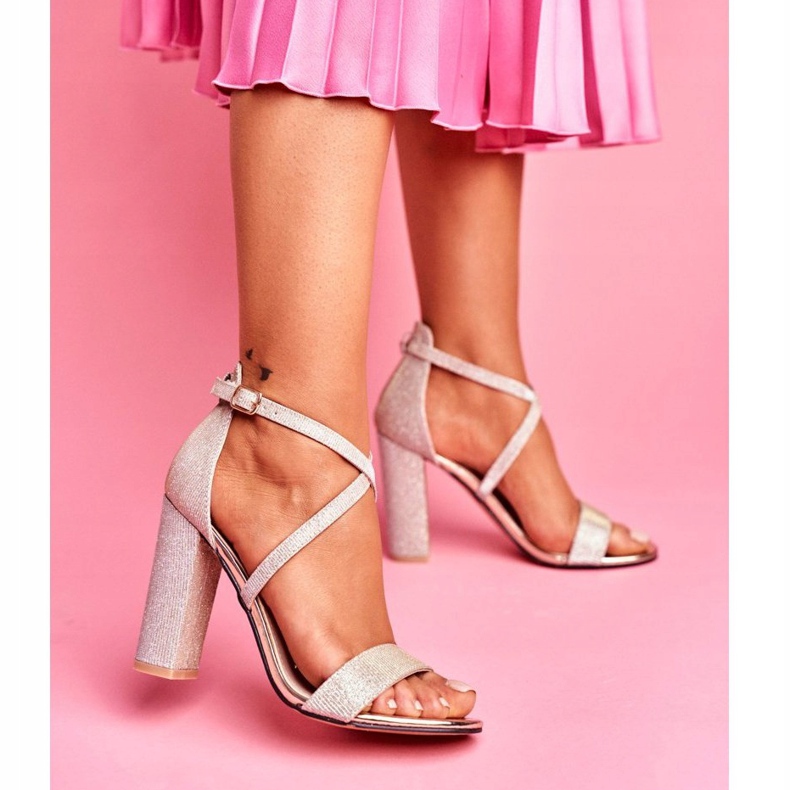SEA Ženske sandale na sjajnoj štikli Golden Vivi zlatni 2