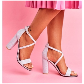 PS1 Ženske sandale na peti Brokat srebrne boje Vivi siva 2