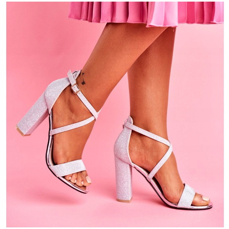 PS1 Ženske sandale na peti Brokat srebrne boje Vivi siva 2