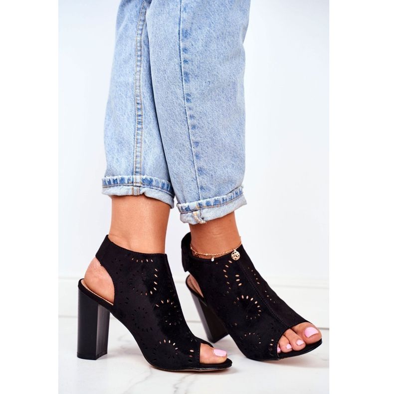 EVE Ženske sandale na peti Ažur crna pravila na čičak crno 1