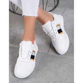 Small Swan Modne sportske cipele bijela 1