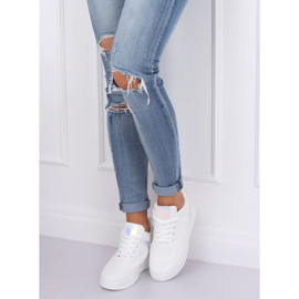 Bijele sportske cipele na klin 85-429 BIJELO / SREBRNO bijela 2