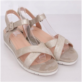 Sandale na niskoj klinnoj peti zlatne NS115P LT.GOLD zlatni 1