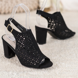 Goodin Ažur sandale sa antilopom crno 1